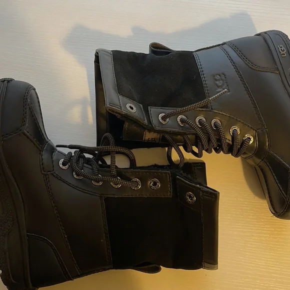 UGG Kids' Butte II CWR Boot in Black